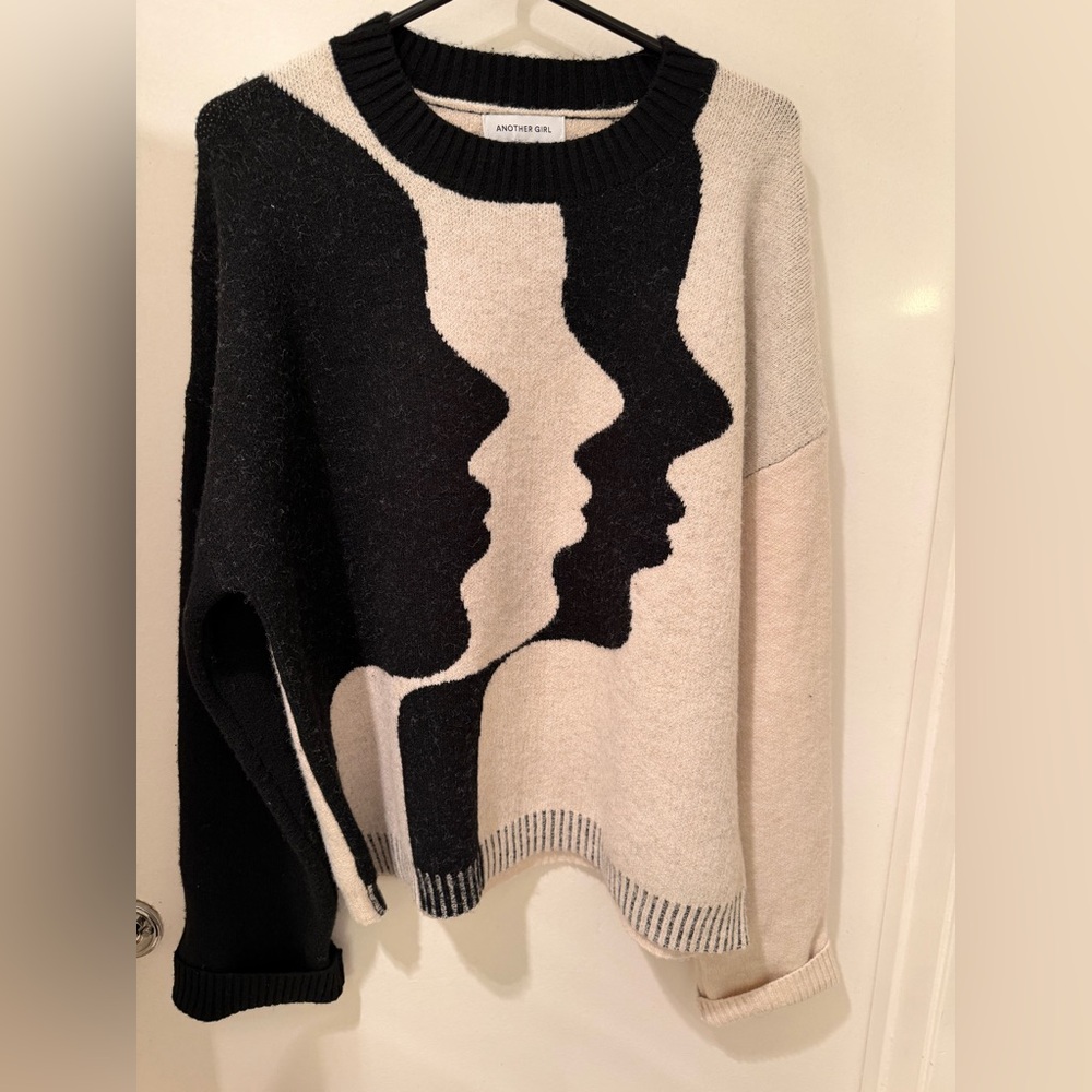 Black and Cream Women's Sweater